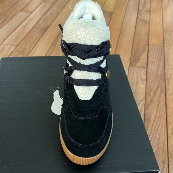 Sorel Women's Out N About Cozy Wedge Booties - Picture 7 of 9